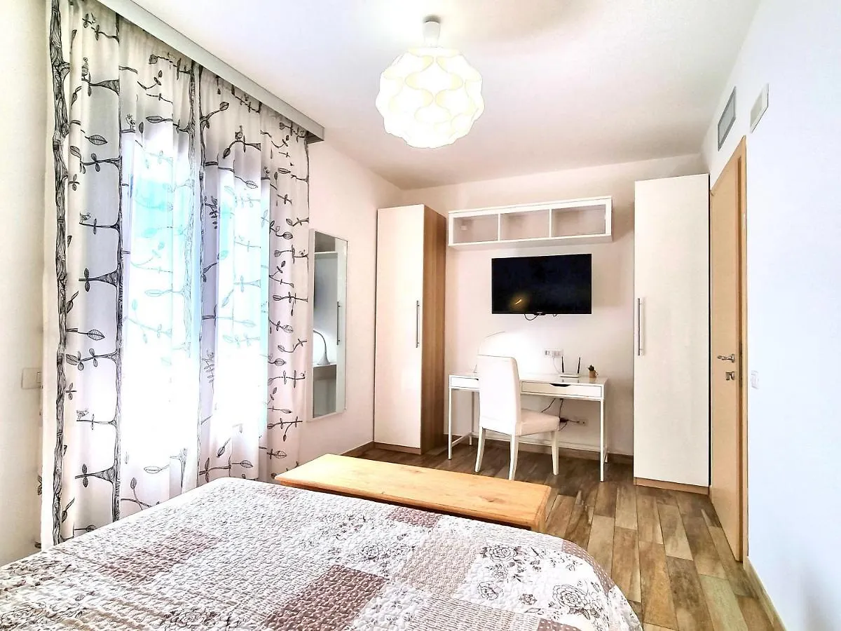 Ferienwohnung Royal Sea House Cefalù Italien