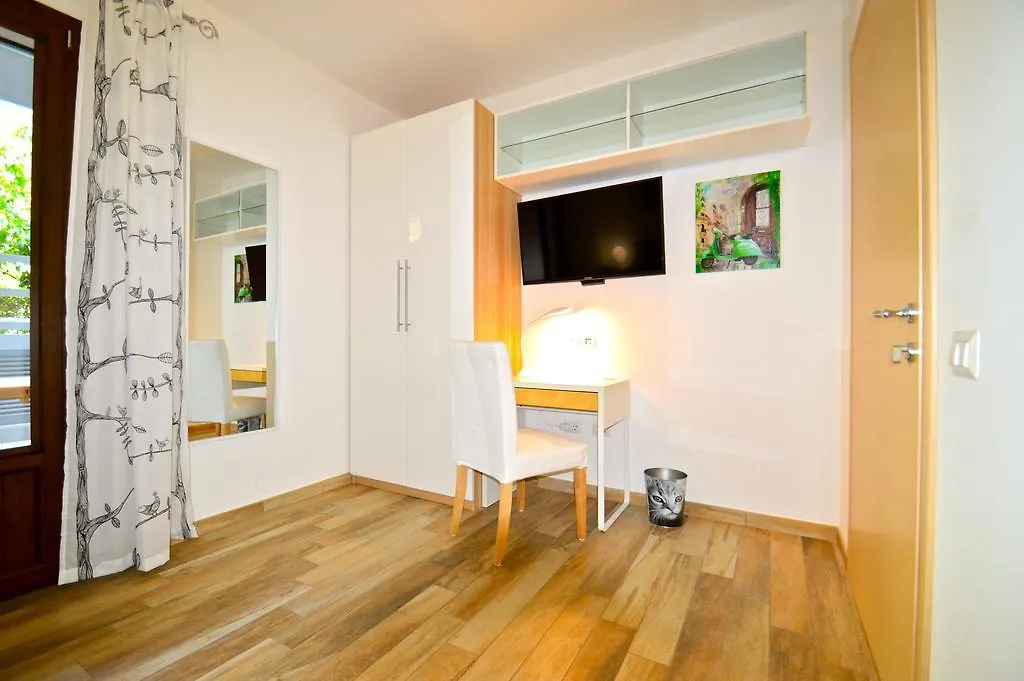 Ferienwohnung Royal Sea House Cefalù Italien